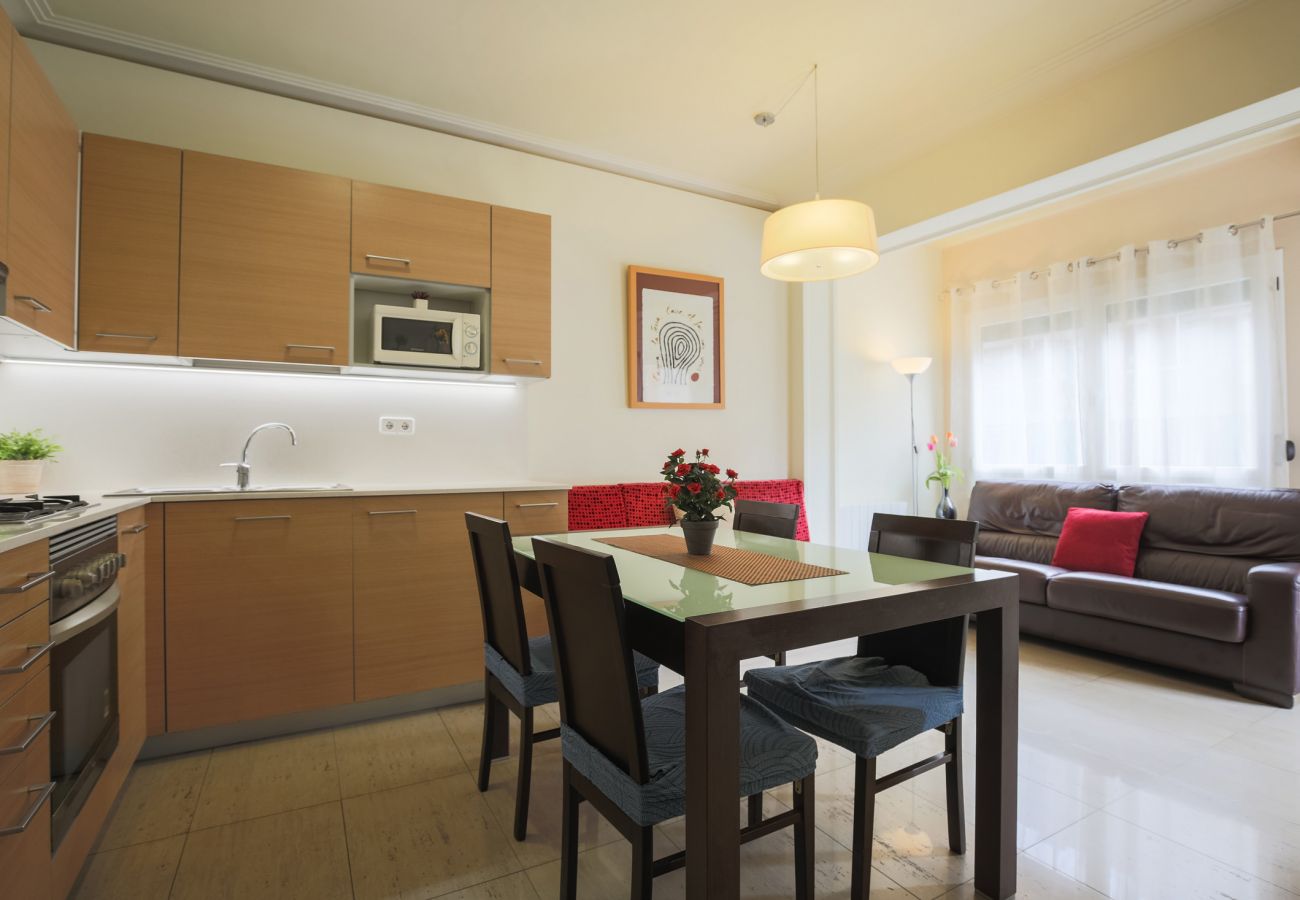 Apartamento em Barcelona - MARQUES, modern 4bed/2bath apartment
