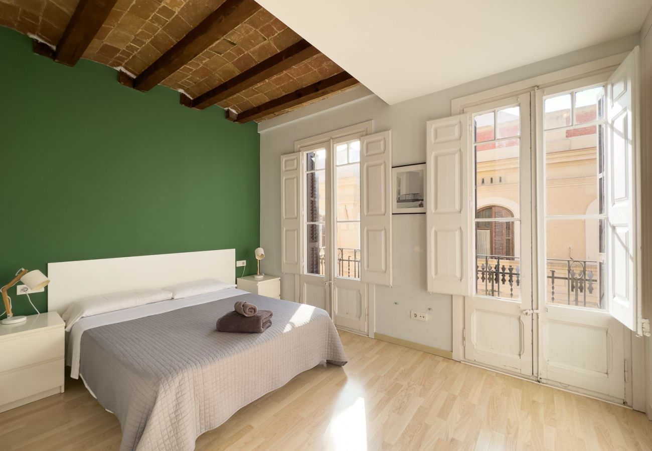 Apartamento em Barcelona - GRACIA CHIC, with balcony and views