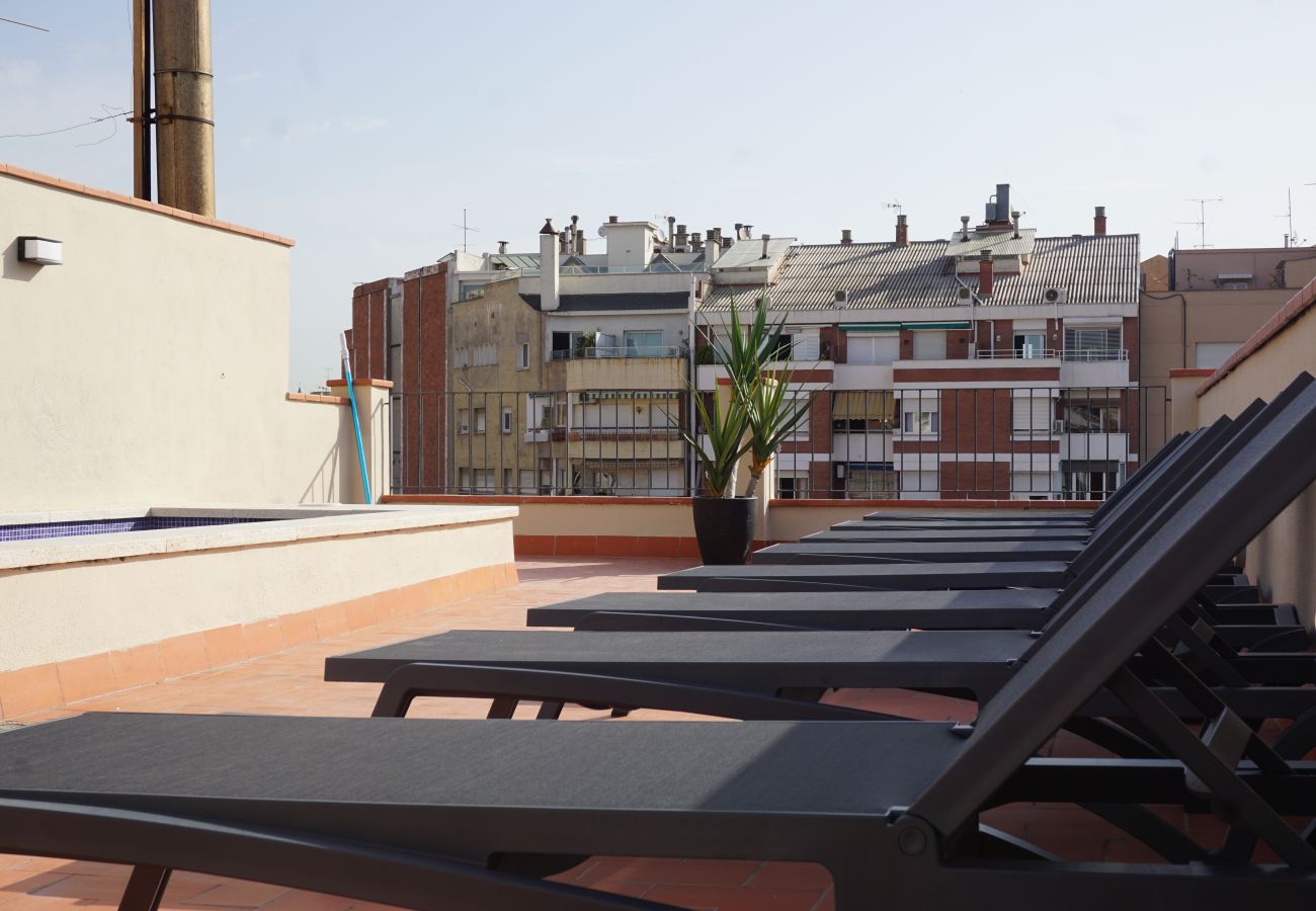 Apartamento em Barcelona - DELUXE, central, city views, balcony