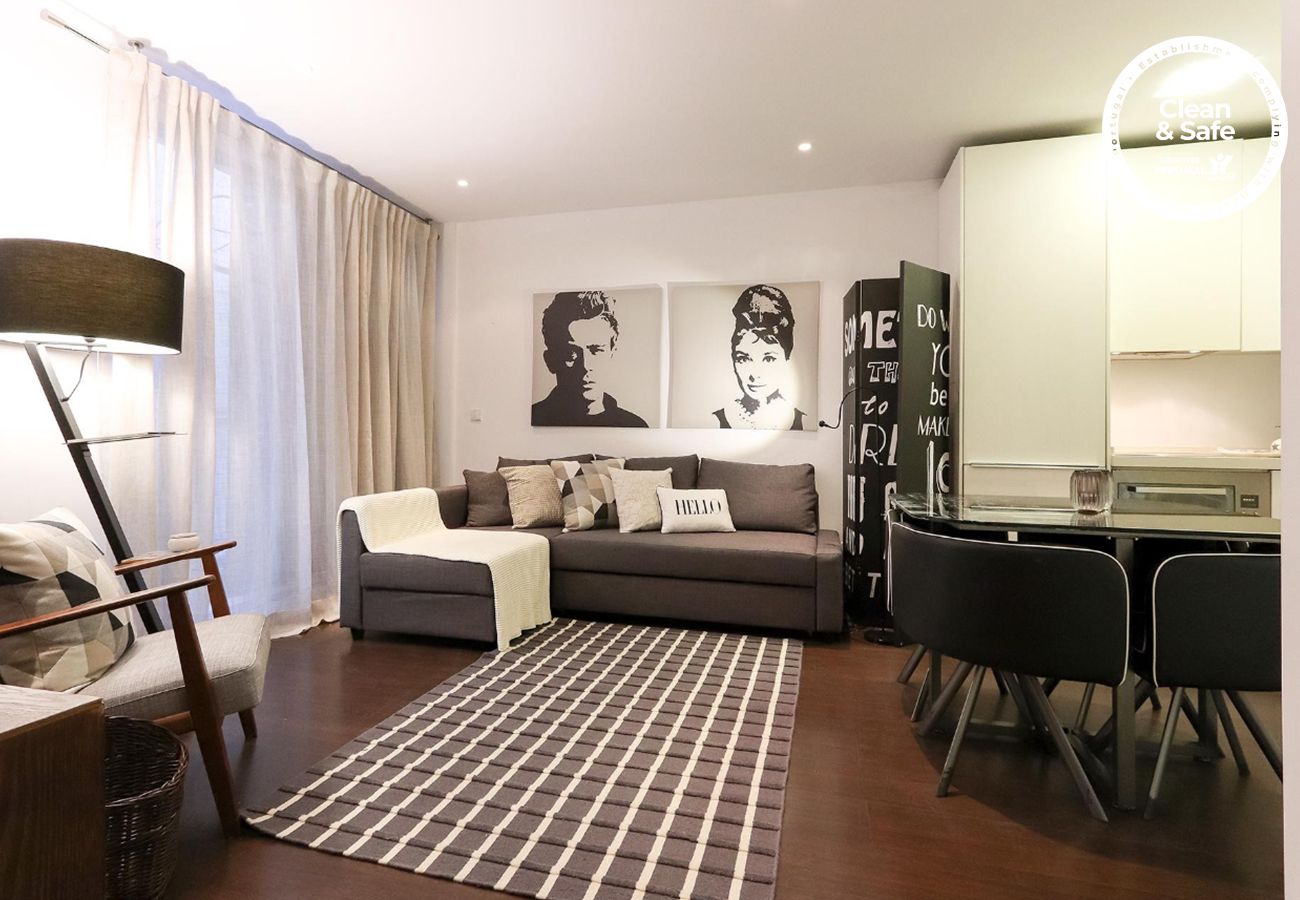 Apartamento em Lisboa - MARQUES DESIGN II by HOMING