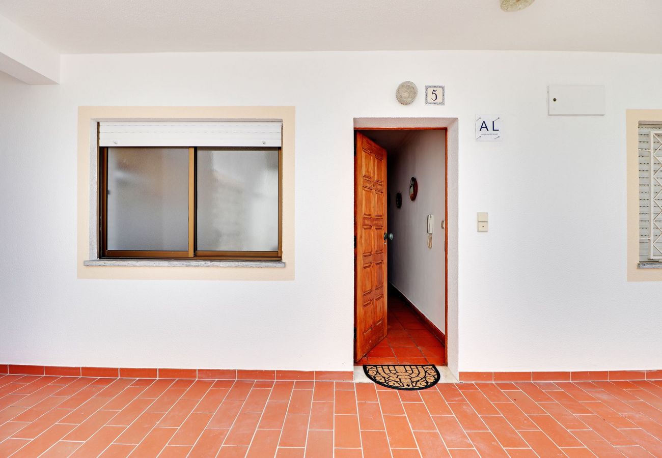 Apartamento em Albufeira - ALBUFEIRA BEACH 1 by HOMING