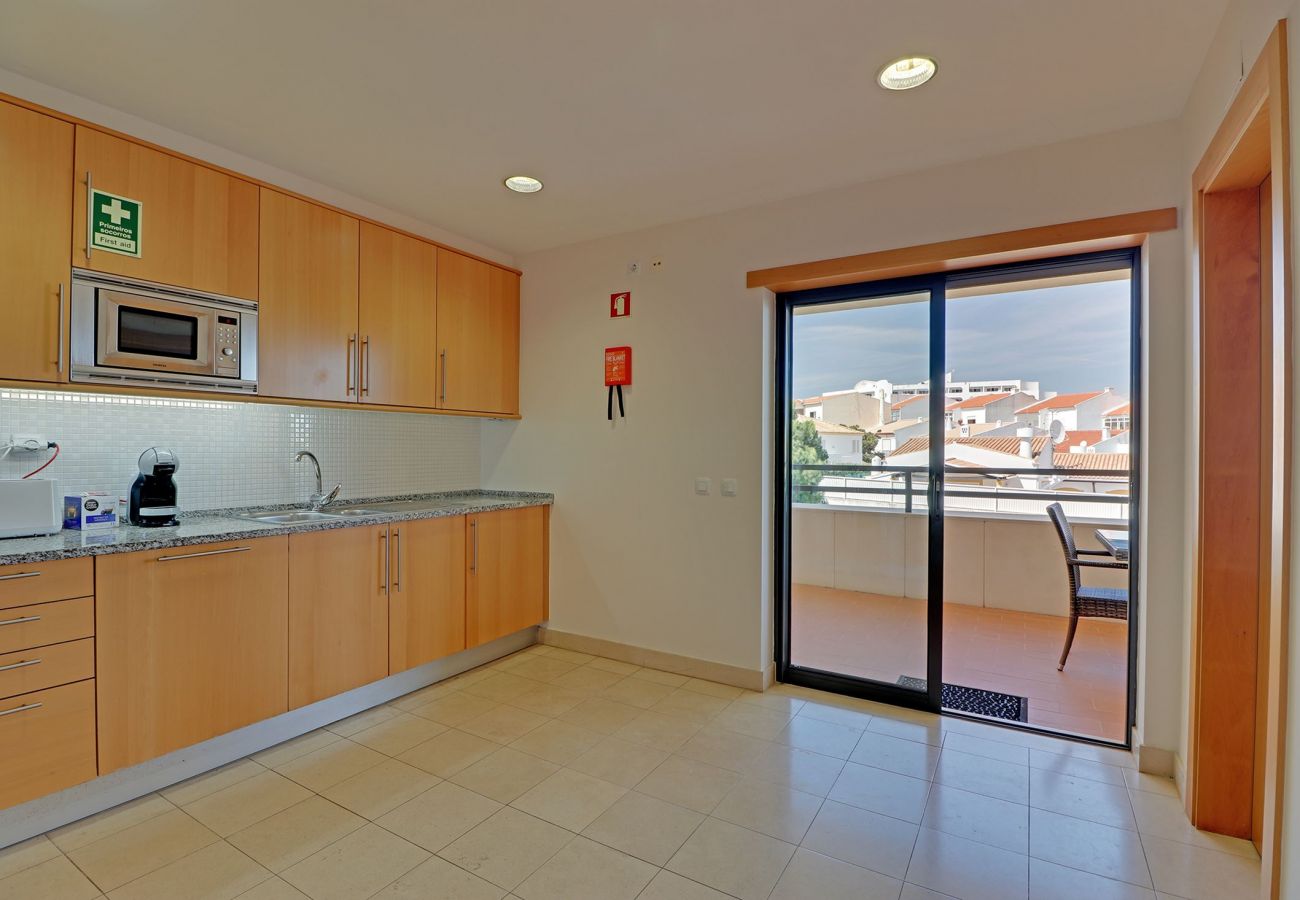 Apartamento em Albufeira - ALBUFEIRA MODERN 1 WITH POOL by HOMING