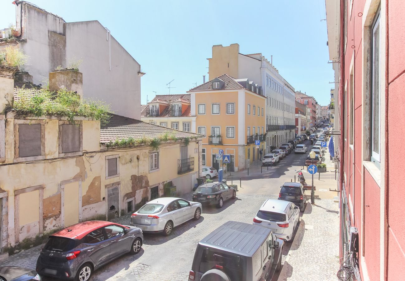 Apartamento em Lisboa - LAPA DESIGN by HOMING