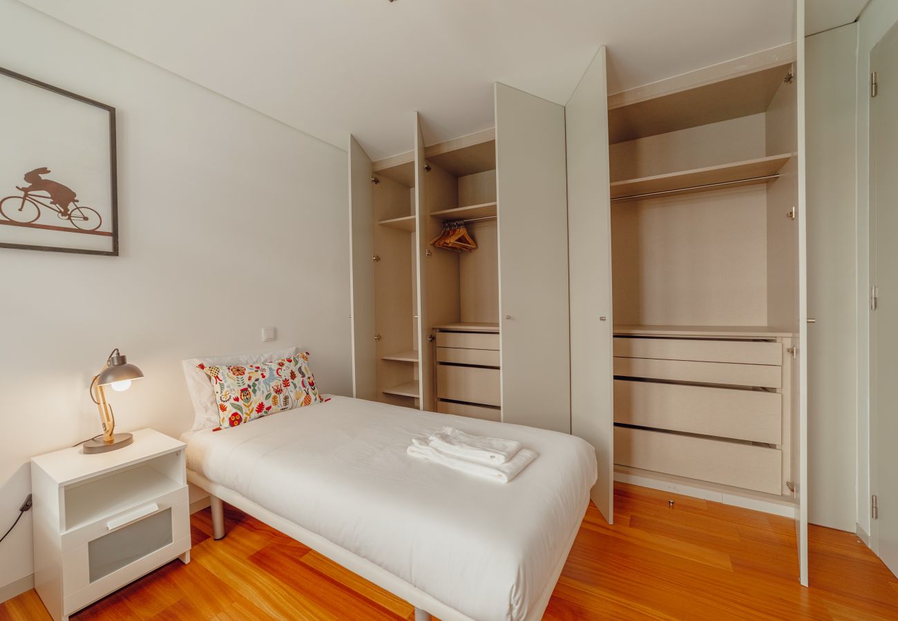 Apartamento em Porto - GRAND DOWNTOWN BANDEIRA by HOMING