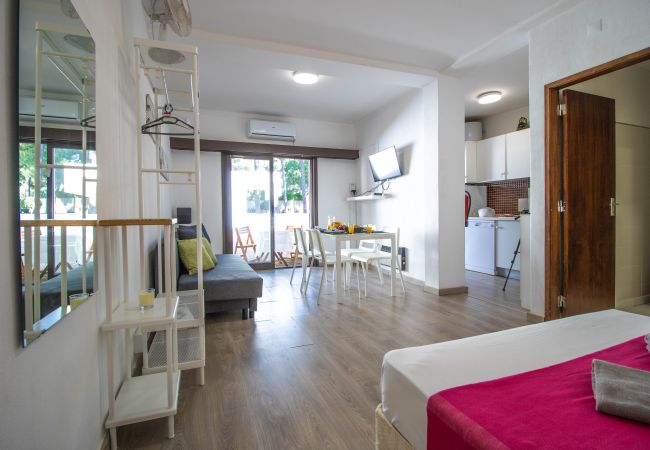 Apartamento em Vilamoura - VILAMOURA GOLF STUDIO WITH POOL by HOMING