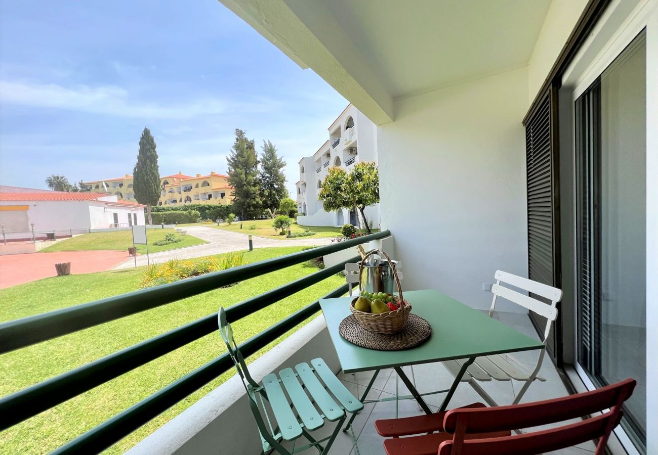 Apartamento em Albufeira - ALBUFEIRA TWINS 2 WITH POOL by HOMING