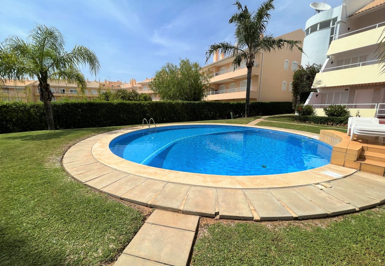 Apartamento em Vilamoura - VILAMOURA TYPICAL 1 WITH POOL by HOMING
