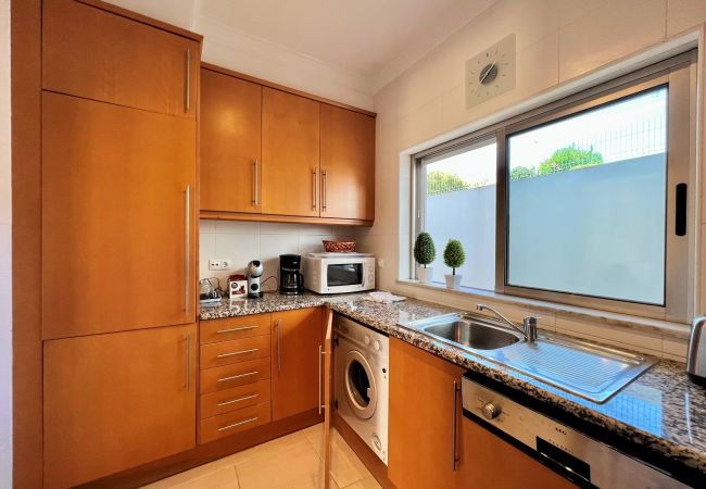 Apartamento em Albufeira - ALBUFEIRA TERRACE WITH POOL by HOMING
