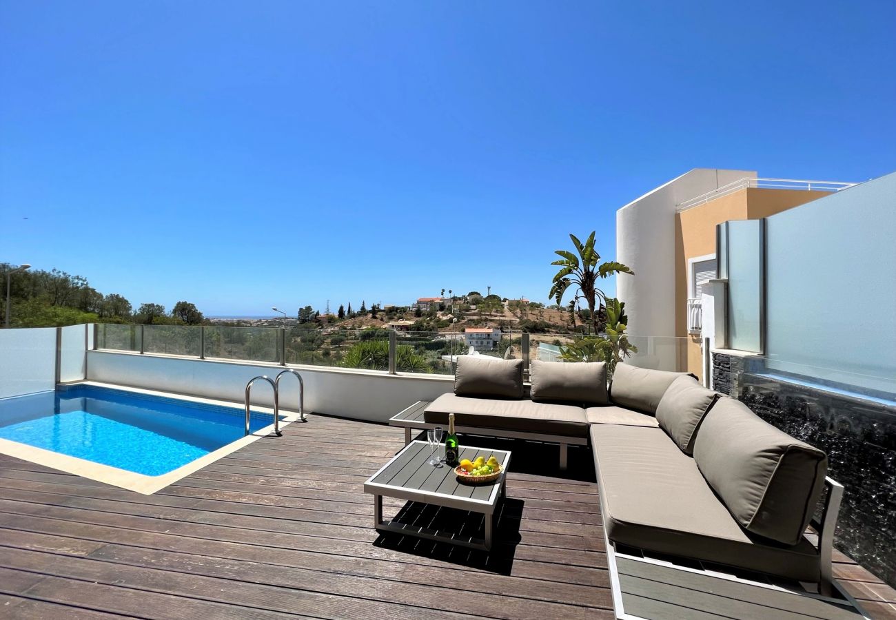 Casa geminada em Albufeira - ALBUFEIRA DELUXE RESIDENCE WITH POOL by HOMING