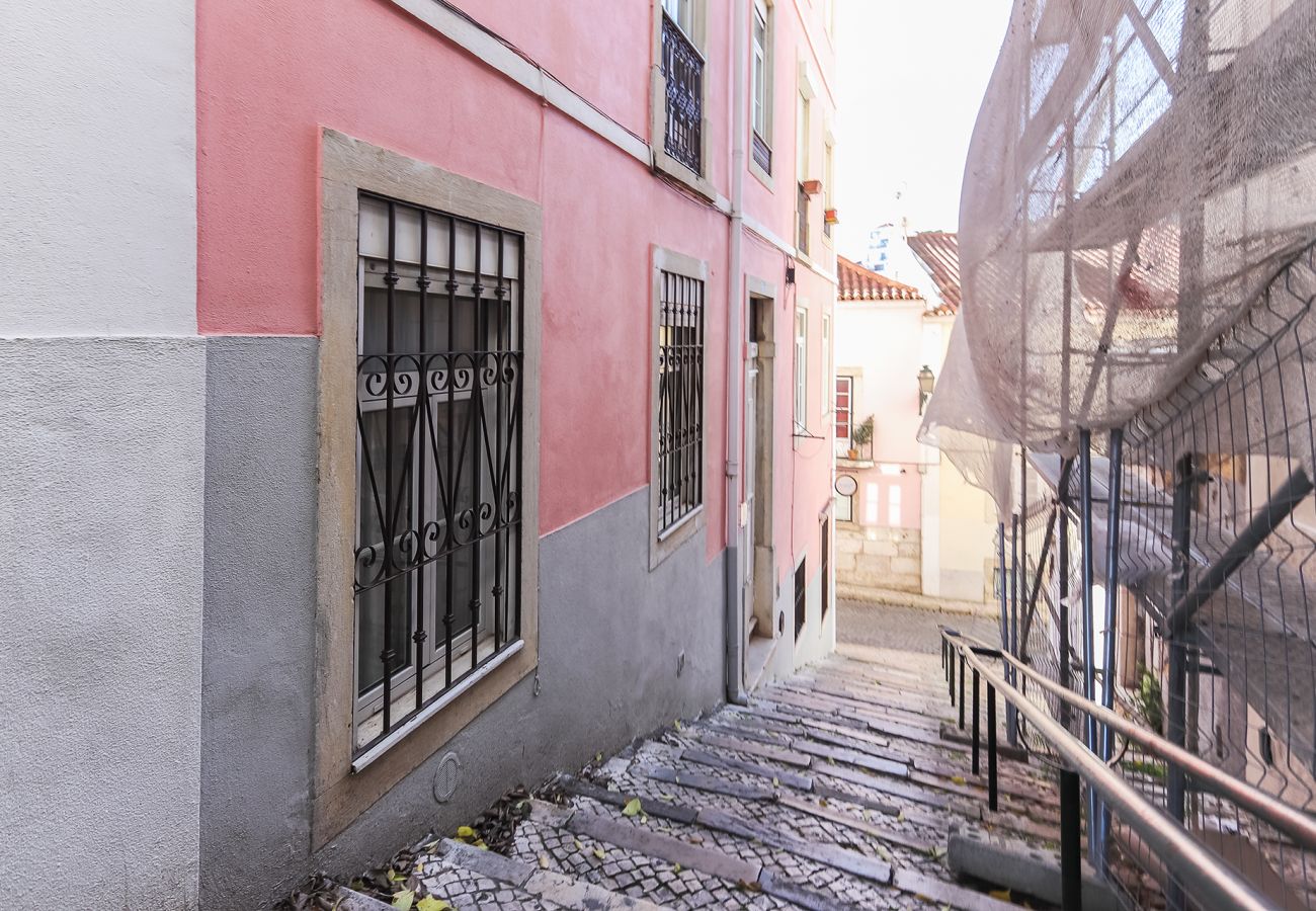 Apartamento em Lisboa - CASTELO TYPICAL by HOMING