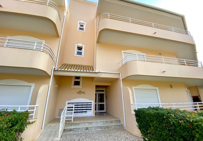Apartamento em Vilamoura - VILAMOURA TYPICAL 2 WITH POOL by HOMING