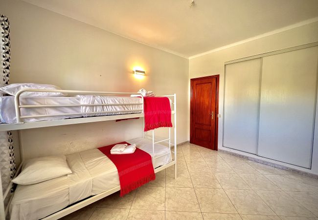 Apartamento em Albufeira - ALBUFEIRA MARINA SOL WITH POOL by HOMING