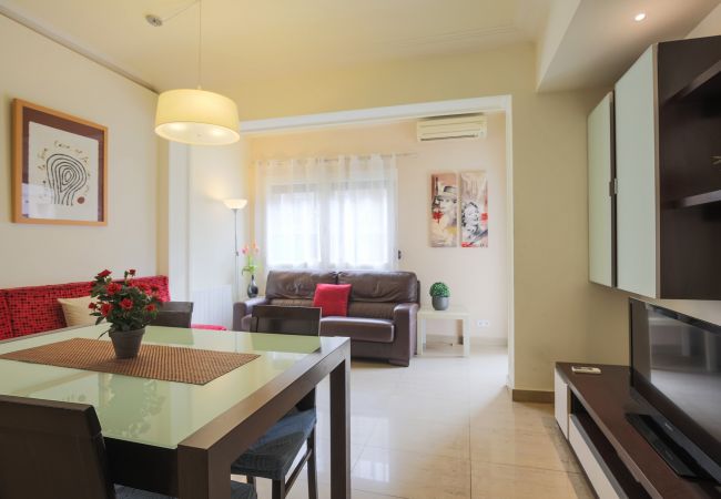  in Barcelona - MARQUES, modern 4bed/2bath apartment