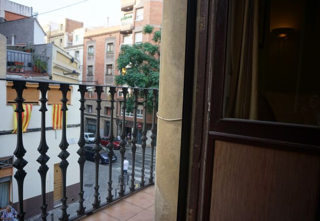 Apartment in Barcelona - OLIVERA, balcony, Plaza España, La Fira