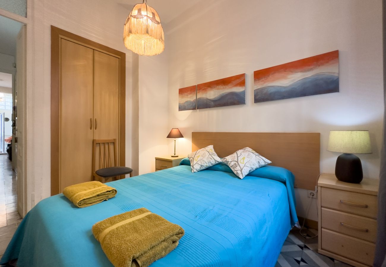 Apartment in Barcelona - GRACIA SANT AGUSTI, 3 bedrooms