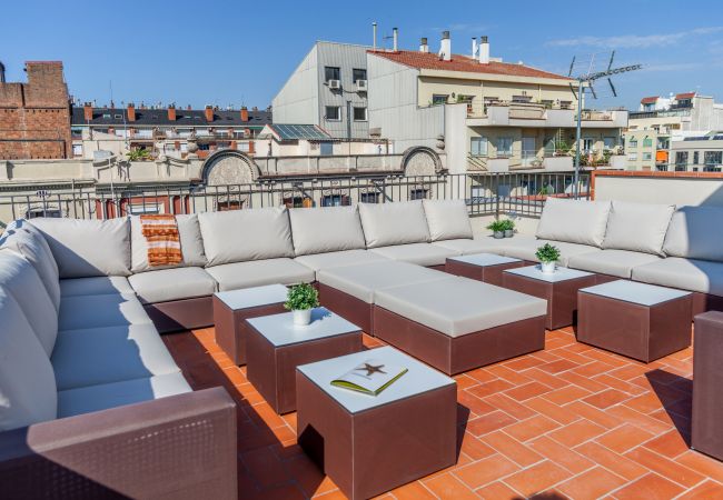 Apartment in Barcelona - DELUXE, central, city views, balcony