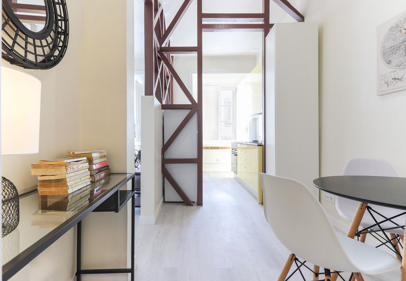 Apartment in Lisbon - BRIGHT SANTA CATARINA by HOMING