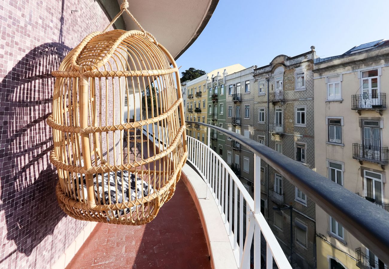 Apartment in Lisbon - MARQUES BALCONY by HOMING
