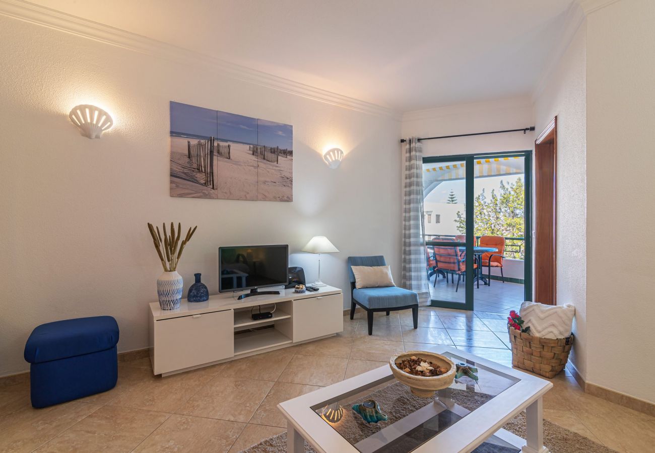 Apartment in Albufeira - ALBUFEIRA SALGADOS BEACH 1 by HOMING