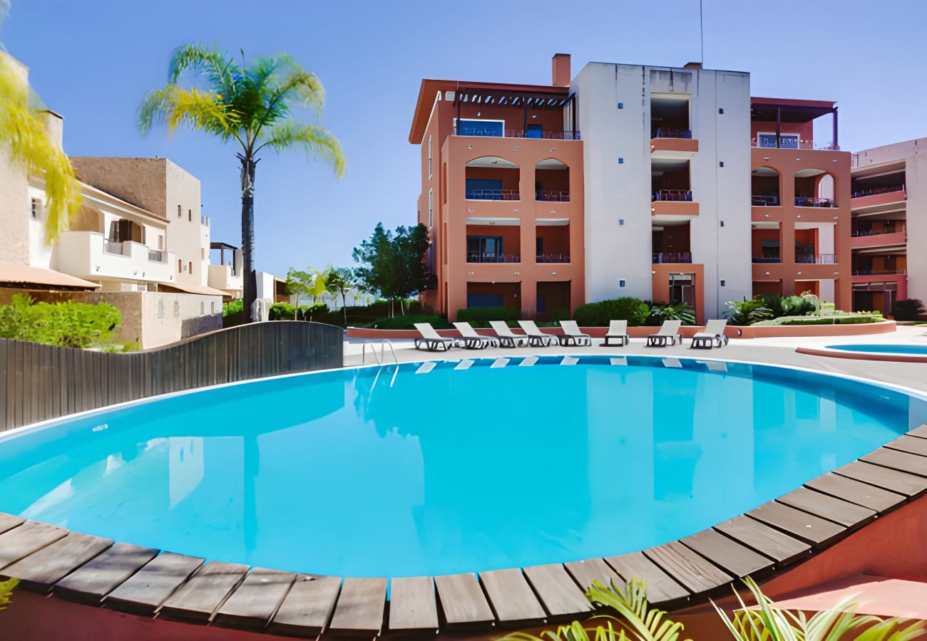 Apartment in Vilamoura - VILAMOURA VICTORIA GARDENS WITH POOL by HOMING