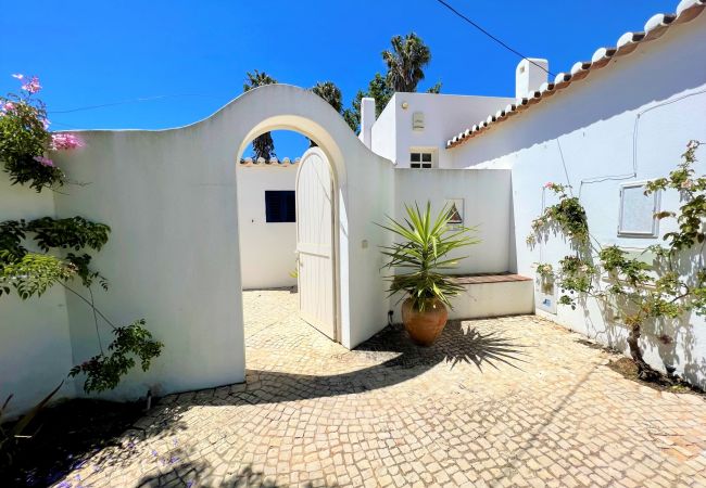 Villa in Albufeira - ALBUFEIRA BALAIA VILLA WITH PRIVATE POOL by HOMING