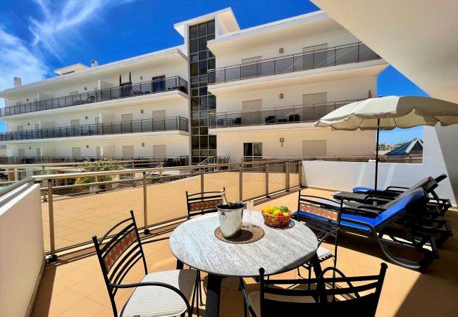 Apartment in Albufeira - ALBUFEIRA TERRACE WITH POOL by HOMING