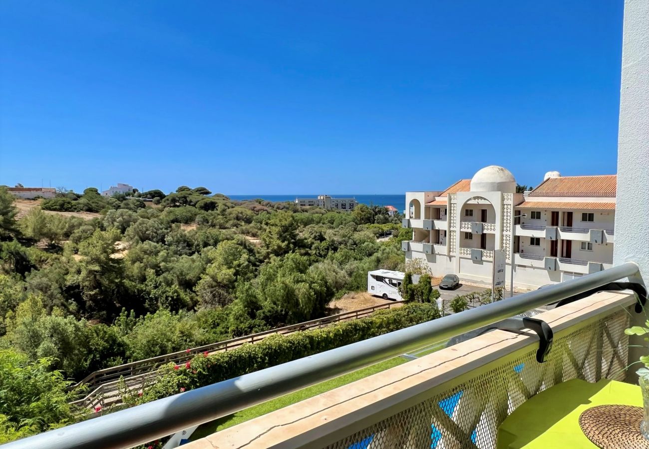 Apartment in Albufeira - ALBUFEIRA CLASSIC 1 WITH POOL by HOMING