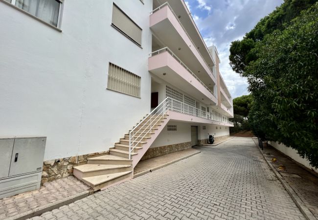 Apartment in Albufeira - ALBUFEIRA FALÉSIA BEACH 3 by HOMING