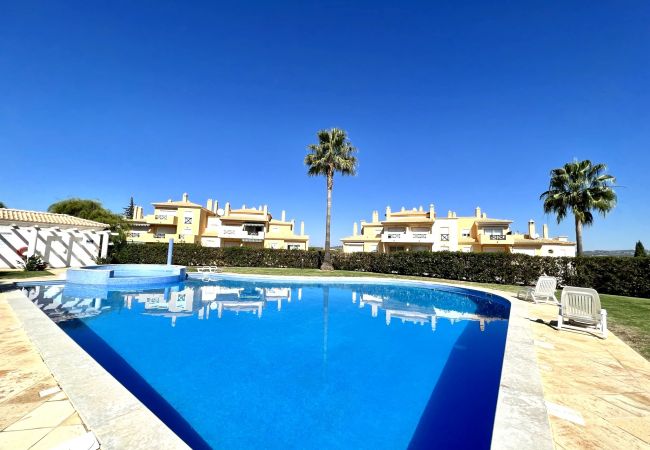 Apartment in Albufeira - ALBUFEIRA VALLEY 1 WITH POOL by HOMING