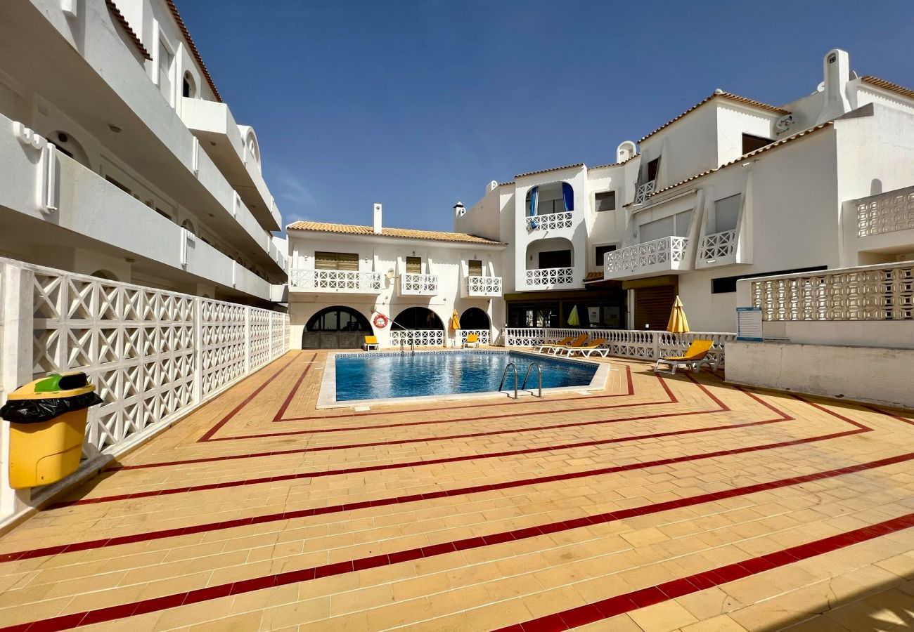 Apartment in Albufeira - ALBUFEIRA CENTRAL 4 by HOMING