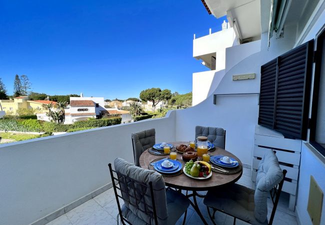 Apartment in Vilamoura - VILAMOURA BRIGHTNESS APARTMENT WITH POOL by HOMING