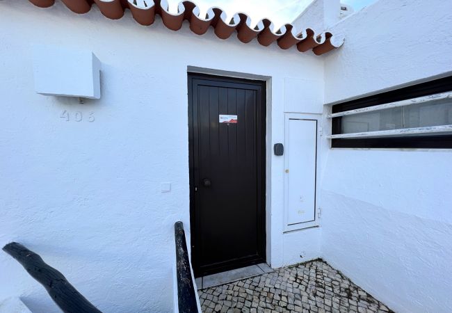 Apartment in Albufeira - ALBUFEIRA AÇOTEIAS STUDIO 2 WITH POOL by HOMING