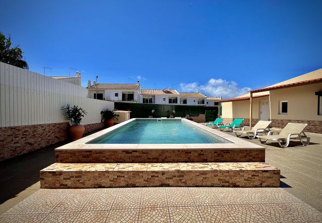 Villa in Albufeira - ALBUFEIRA SUMMER VILLA 2 WITH POOL by HOMING