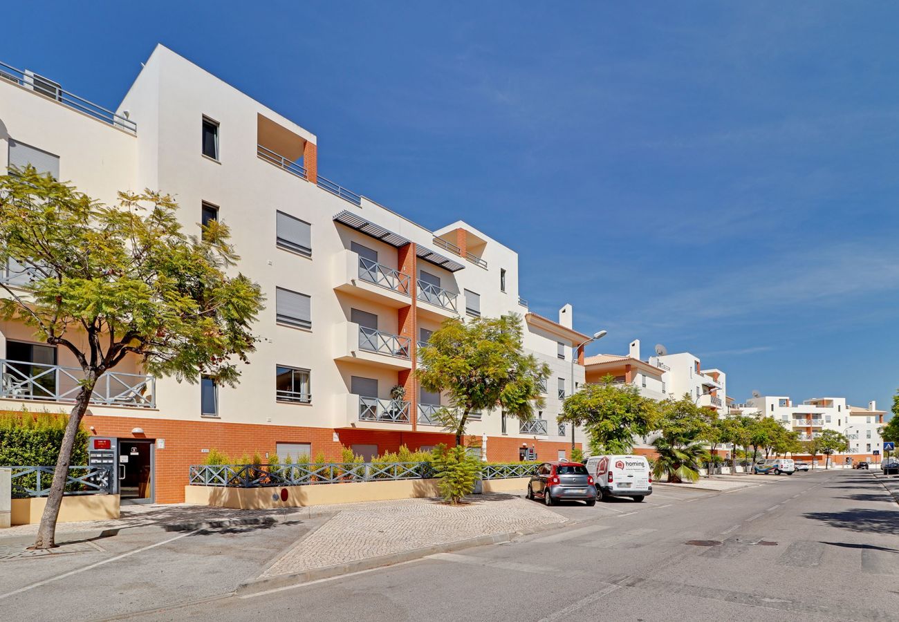 Apartamento en Albufeira - ALBUFEIRA MODERN 1 WITH POOL by HOMING