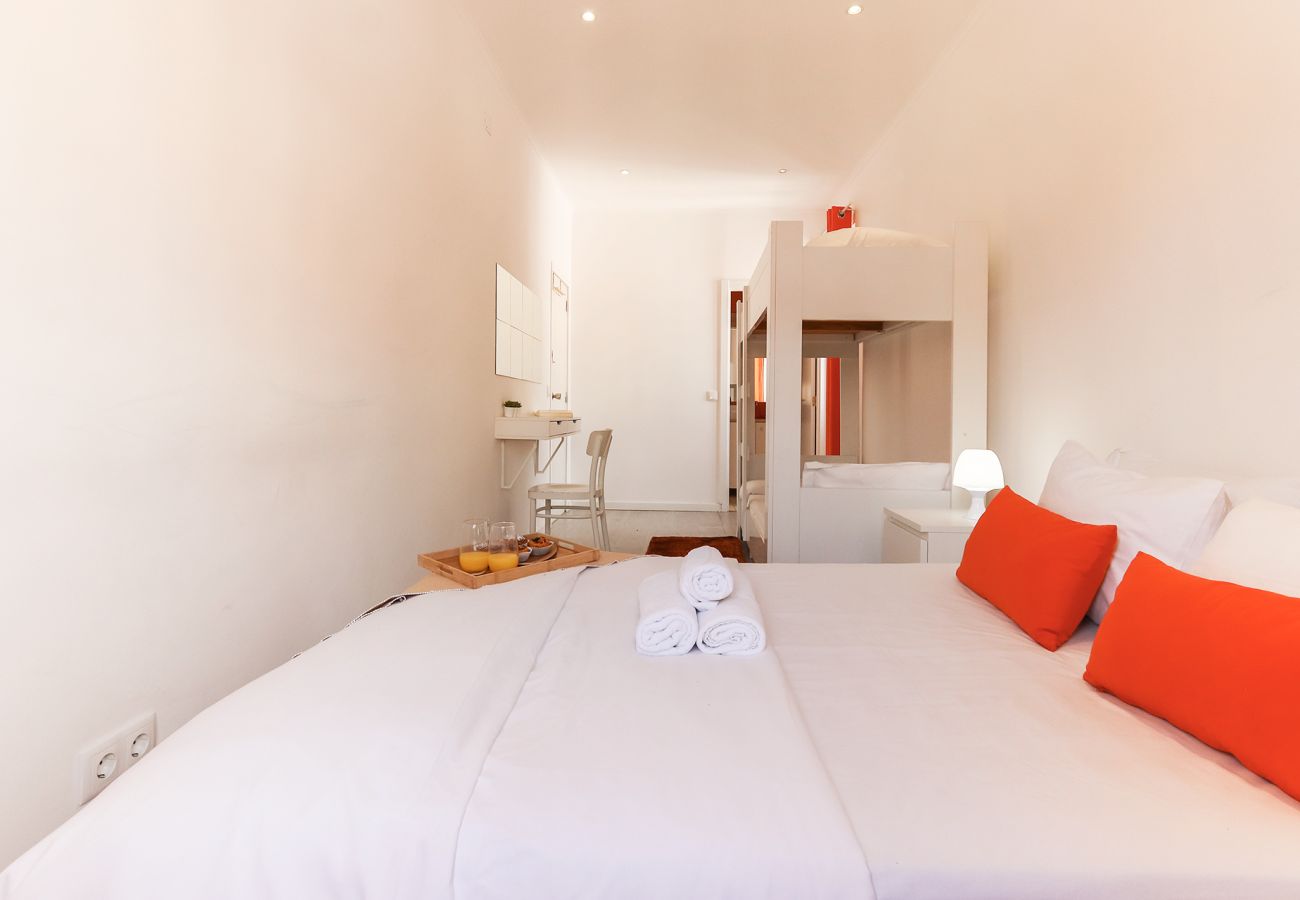 Alquiler por habitaciones en Lisboa ciudad - DOWNTOWN PALMA SUITES 402 by HOMING