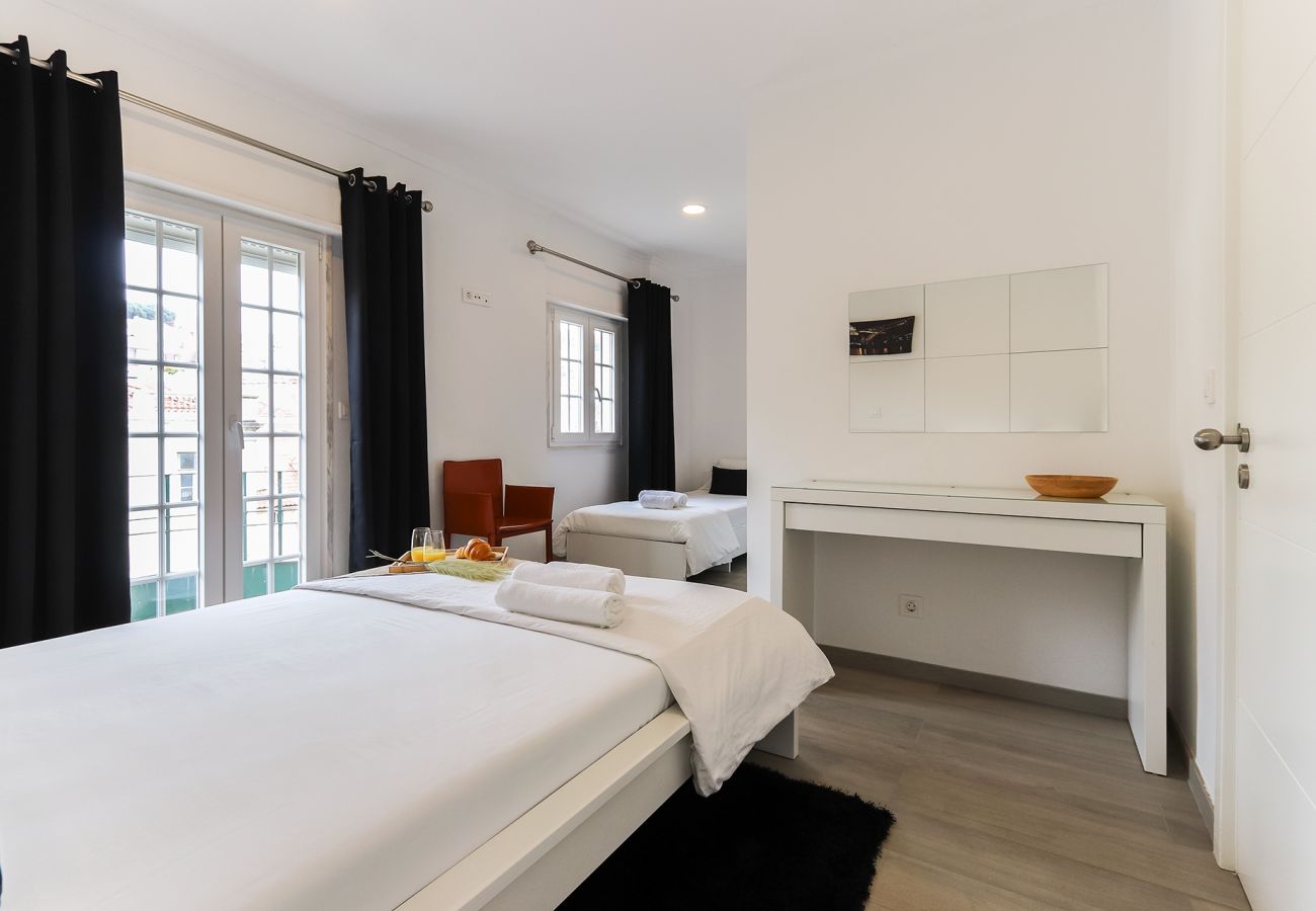 Alquiler por habitaciones en Lisboa ciudad - DOWNTOWN PALMA SUITES 301 by HOMING