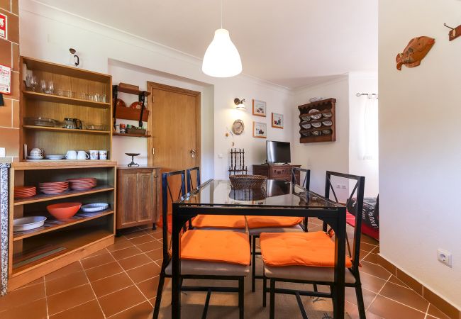 Apartamento en Aldeia de Juzo - GUINCHO TYPICAL HOUSE I by HOMING