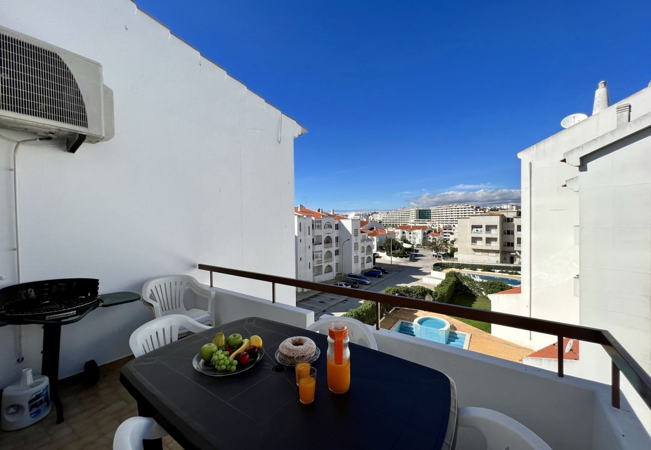 Apartamento en Albufeira - ALBUFEIRA DOWNTOWN WITH POOL by HOMING