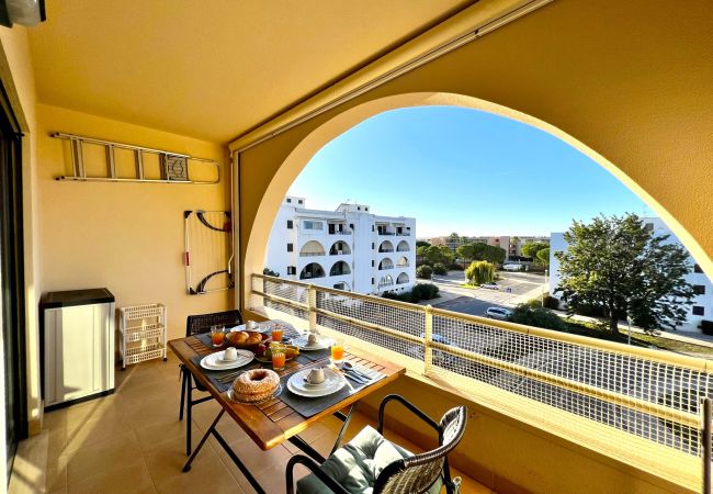 Apartamento en Albufeira - ALBUFEIRA SALGADOS BEACH 3 by HOMING