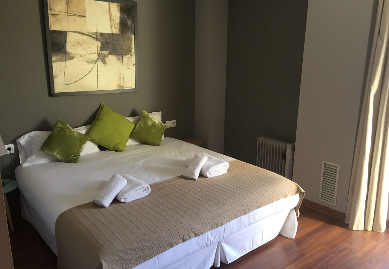 Appartement à Hospitalet de Llobregat - LA FIRA, large, stylish, 4 bedrooms
