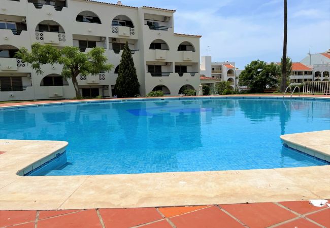 Appartement à Albufeira - ALBUFEIRA TWINS 2 WITH POOL by HOMING