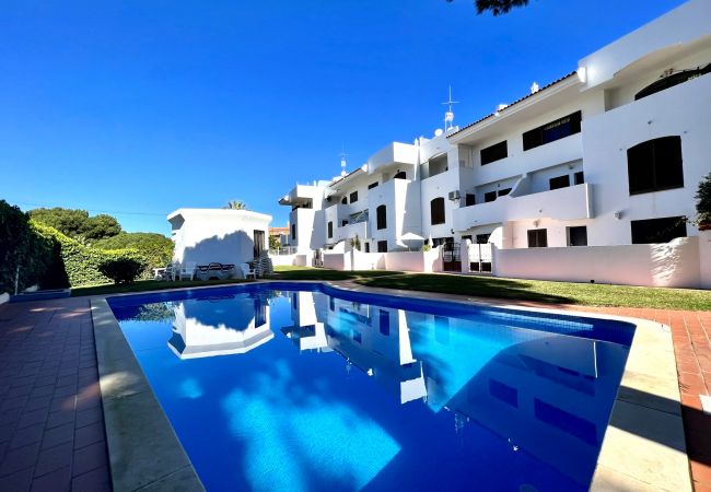 Appartement à Vilamoura - VILAMOURA BRIGHTNESS APARTMENT WITH POOL by HOMING