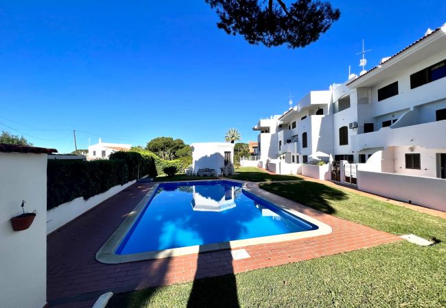 Appartement à Vilamoura - VILAMOURA BRIGHTNESS APARTMENT WITH POOL by HOMING