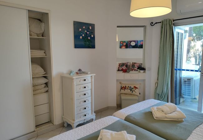 Appartement à Albufeira - ALBUFEIRA BALAIA GOLF VILLAGE 4 WITH POOL by HOMIN